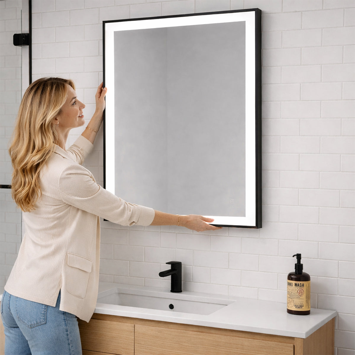 LUMï - Battery Powered 24” x 32” Framed Illuminating Mirror - Black